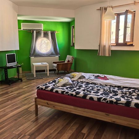 4 Rooms 普罗夫迪夫 外观 照片