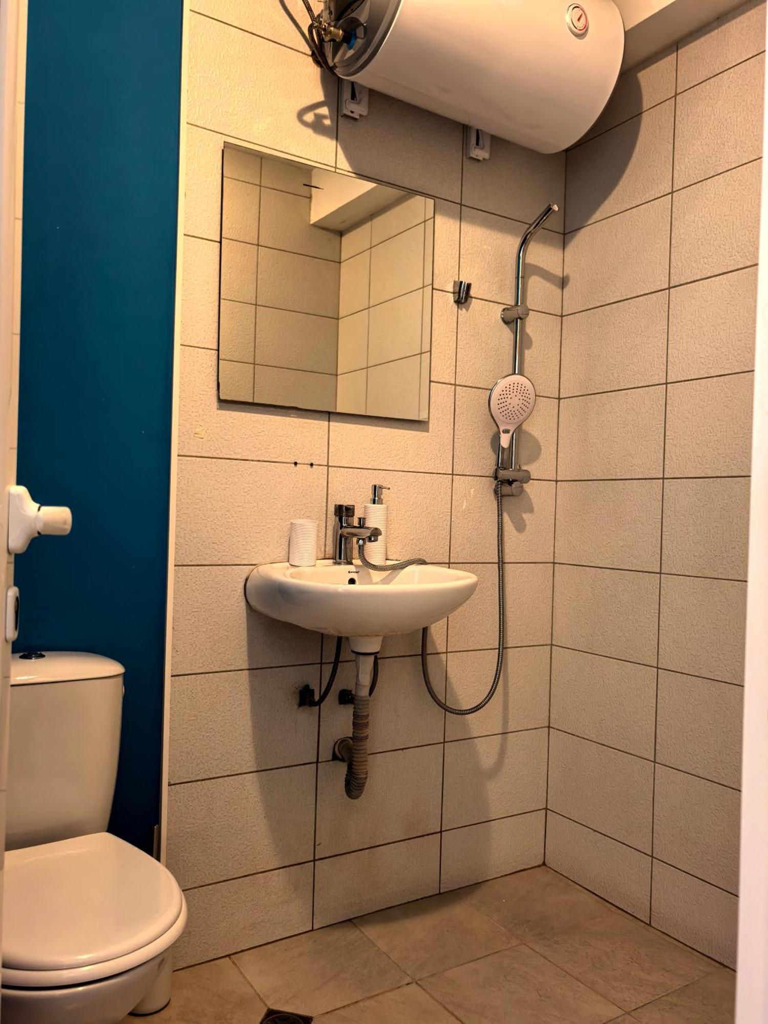 4 Rooms 普罗夫迪夫 外观 照片