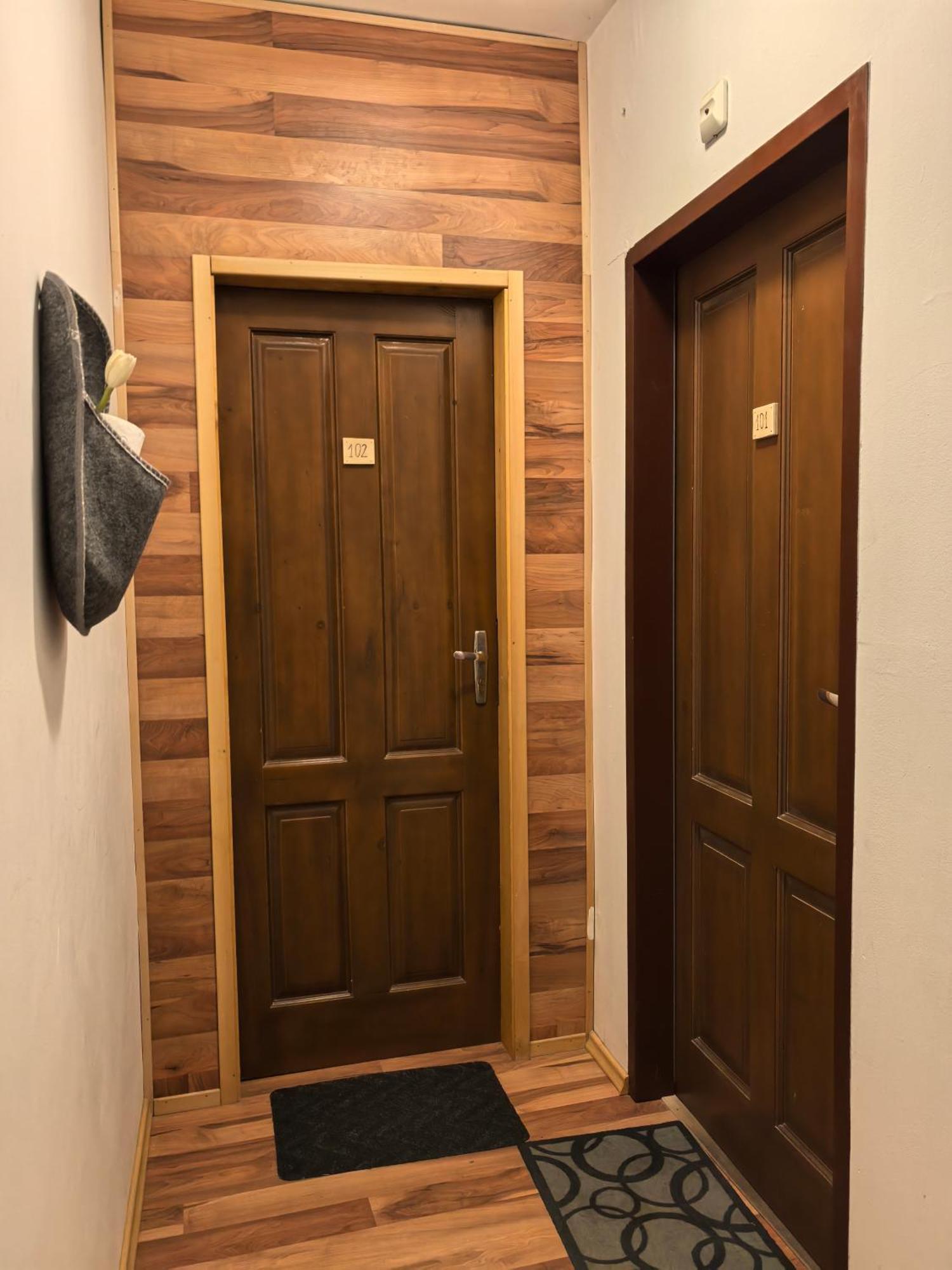 4 Rooms 普罗夫迪夫 外观 照片
